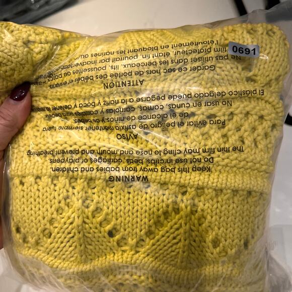 Joie Canary Yellow Knit Scalloped Neckline Sweater Size XXS - Picture 10 of 10